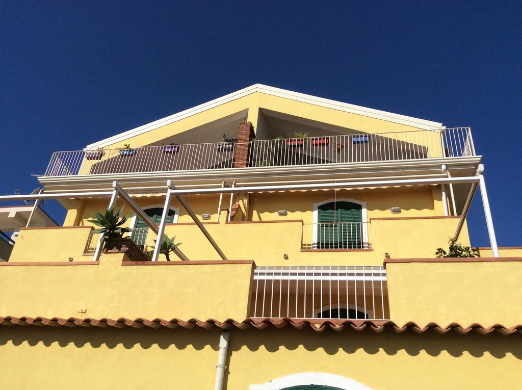 Apartament Taormina Stationhouse Zewnętrze zdjęcie